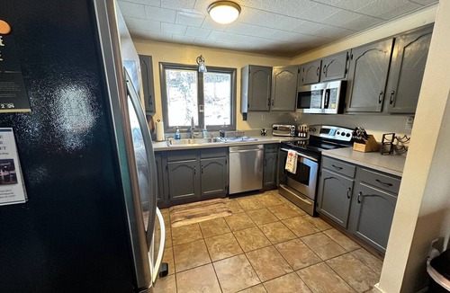 Wilmington House | Nature’s Nest located in the heart of Wilmington, 5 minutes from Whiteface Mt.!