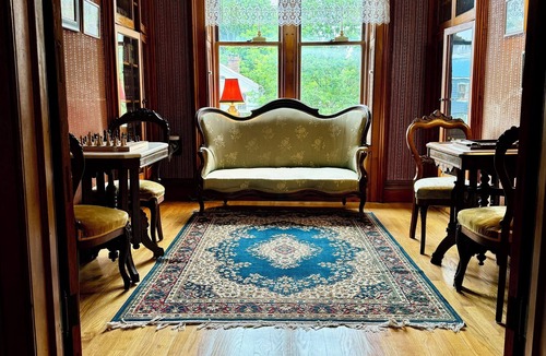 Cherry Valley Bed & Breakfast | Near Cooperstown – 10-BR Mansion w/Private Chef Meals & Team Party Allowed