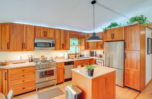 Egremont Cabin | Near Hiking: Renovated 4-Acre Berkshires Retreat!