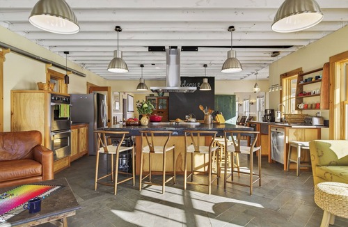 Londonderry Apartment | NEW- 12BR Vermont Retreat – Pool, Trails & Mountain Adventures
