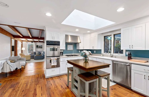 South Orleans House | New 2026 Beautifully Curated Orleans Retreat Close to Beaches, Trails, and Golf
