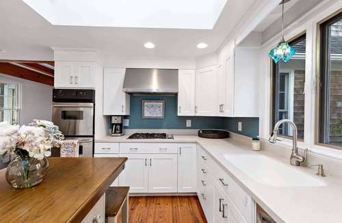 South Orleans House | New 2026 Beautifully Curated Orleans Retreat Close to Beaches, Trails, and Golf