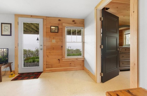 Boothbay Harbor House | New! A stylish and comfortable home designed for relaxation and convenience!
