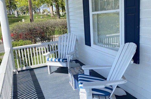 Geneva House | New and Improved Ownership, FingerLakes, NY,Cozy, Historic,Charming