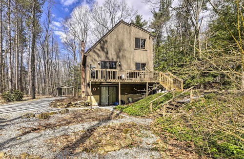 Otis Cabin | NEW! Beautiful Berkshires Cabin w/ Deck & Fire Pit