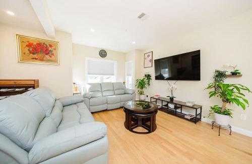 West Codman Hill - West Lower Mills Apartment | New Built 3BR 2BA Boston, FREE Parking, Laundry & AC - Near Franklin Park 60-2
