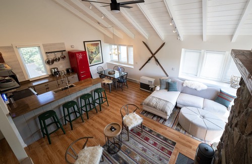 Denver House | NEW Catskills 3-Bedroom Dreamy Home with Panoramic View