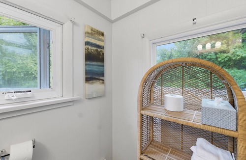 Amherst Center House | NEW! Chef's Kitchen Family Basecamp Amherst