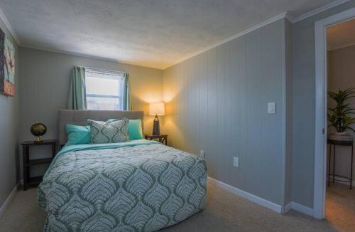 Groton House | New cozy coastal retreat!