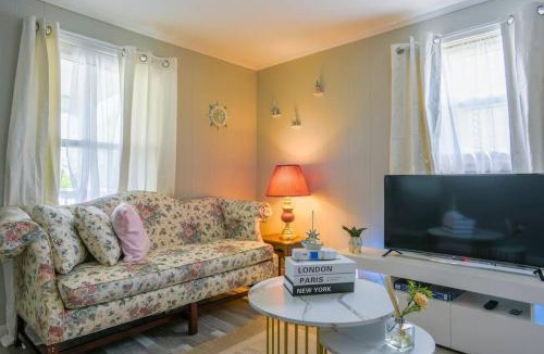 Groton House | New cozy coastal retreat!