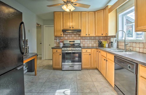 New Fairfield House | New Fairfield Home w/Beach Access & Fire Pit