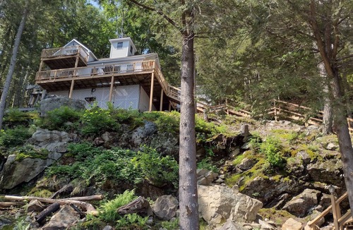 Alton Bay Cottage | New Hampshire Lake Winnipesaukee Island Retreat, Boat access only,