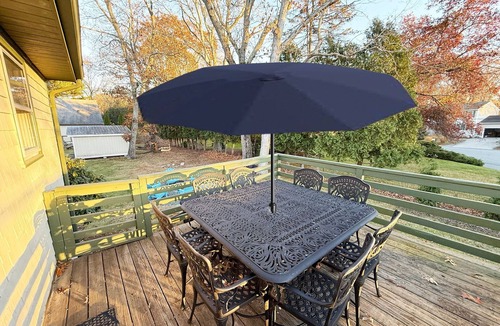 Saunderstown House | New in Narragansett! Newly renovated plus new furniture. 4 kayaks, central A/C