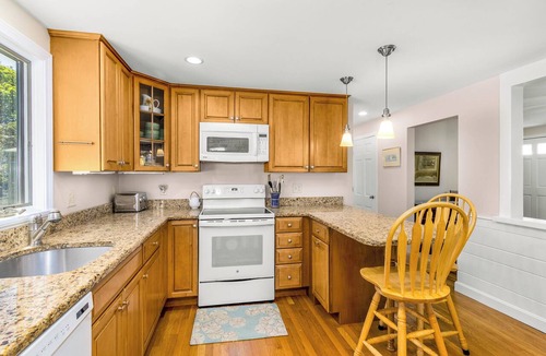 Falmouth Heights House | New listing 3-bedroom house with AC in Falmouth Heights, close to beach & parks.