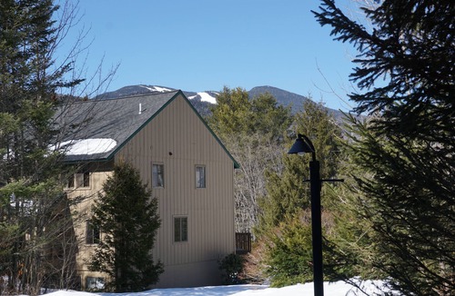 Waterville Valley Condo | New Listing Waterville Valley Vacation Condo Close to Town