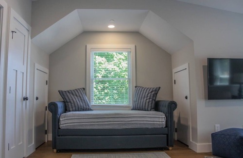 Bolton Landing House | New luxury 3BR/3.5BA condo in the Heart of Bolton!