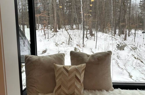 Stowe Area House | NEW Luxury 5BR Stowe Townhome, Sleeps 12 + Arcade Room, Foliage & Bike Trails