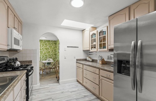 South Dennis House | NEW Luxury Cape House -10min to Beaches + Golf!