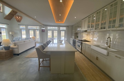 Campton House | New Luxury Home w/Sauna Directly on the 11th Fairway of the Owls Nest Resort NH