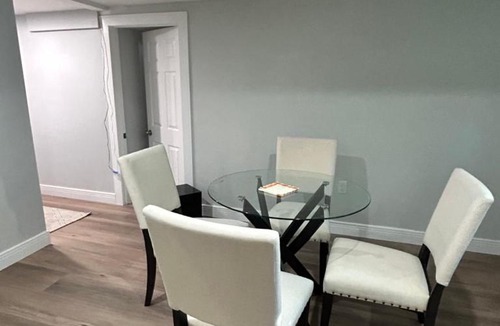 Nashua House | New, Modern, Spacious Guest Suite in Nashua!