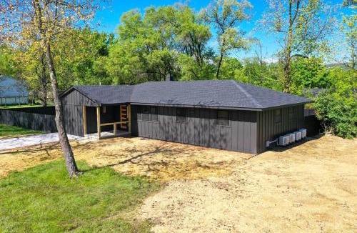 New Paltz House | New Paltz Modern Zen Cabin
