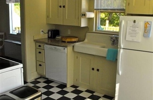 Southwest Harbor Cottage | New prices, summer getaway at Seashore Cottage, Great Views and cozy fireplace