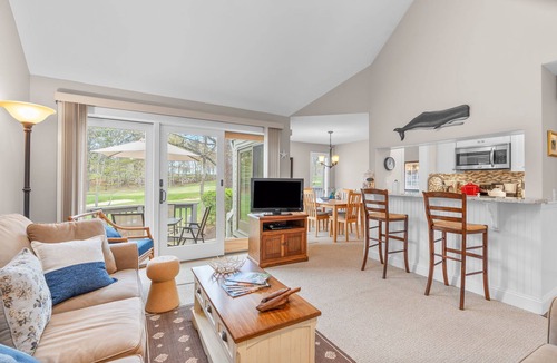 Mews Village Condo | New Rental - 2 bedrooms, 2 baths, golf course view