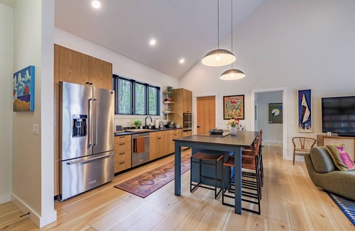 Islesboro House | New Scandinavian-style home with stunning views of the ocean and a private beach