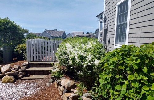 Mashpee Cottage | New Seabury cottage, stunning ocean views, steps to private beach in maushop
