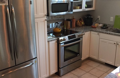 Kennebunk Condo | New to VRBO! Elegant, modern condo in the heart of historic Kennebunk, Maine