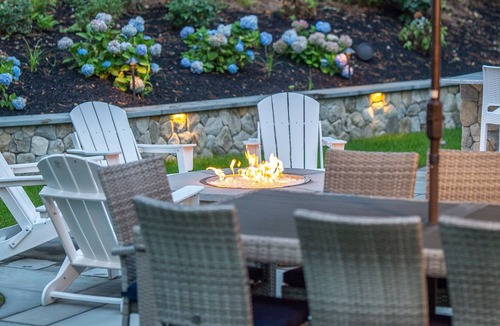North Chatham House | New Updates, Scenic Walks to 3 Beaches, Dog Friendly, on Inviting Cul-De-Sac