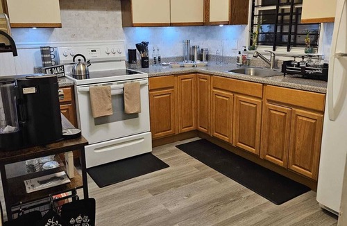 Elmont House | New York {Mins away from UBS Arena & JFK}