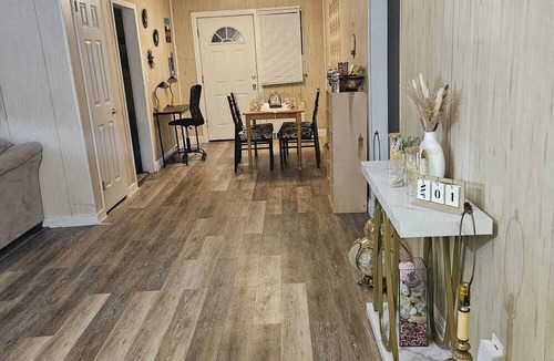 Elmont House | New York {Mins away from UBS Arena & JFK}