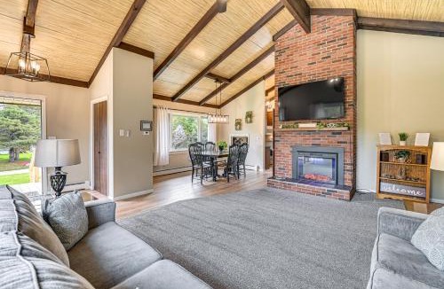 Essex County House | Newcomb Retreat w/Mountain Views & Fire Pit!
