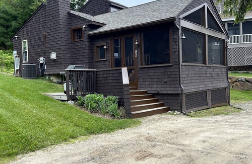 Bristol Cottage | Newfound Lake Bristol, NH Lakefront Cottage