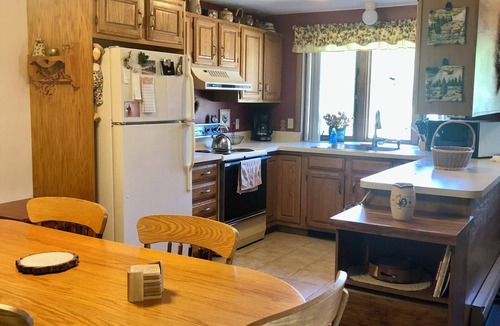 Bristol House | Newfound Lake Condo/Townhouse with boating access, NH White Mountains