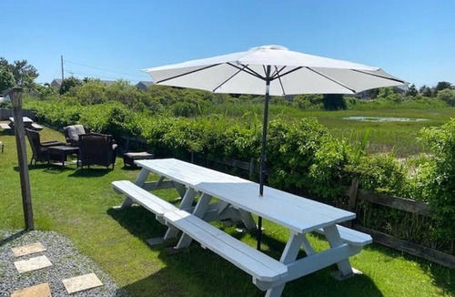 West Dennis Cottage | NEWLY REMODELED Beach House- Private Beach on Nantucket Sound