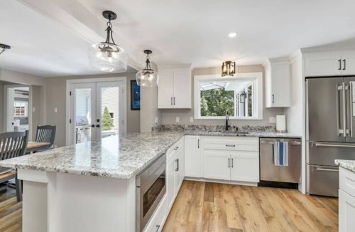 Wolfeboro House | NEWLY REMODELED N Main St. Close to TOWN and LAKE WINNIPESAUKEE