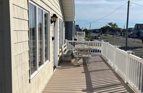 Surf City House | Newly Renovated 3-Bedroom House in Surf City - Pet Friendly