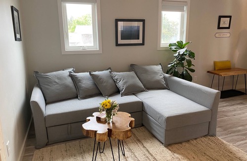 Edgartown Apartment | Newly Renovated Apartment in the heart of Edgartown on the Bike Path!