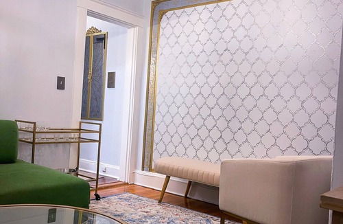 Cleveland Circle Apartment | NEWLY RENOVATED APARTMENT STEPS FROM GREEN LINE BRIGHTON BROOKLINE