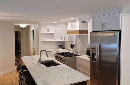 York Beach House | Newly Renovated Hidden Star