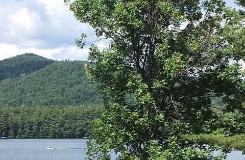 Holderness Cottage | Newly Renovated Home On Big Squam Sleeps 13 And Includes Dock For Boat