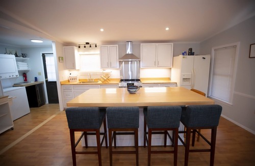Oak Bluffs House | Newly Renovated House - Quiet area, walk to Downtown Oak Bluffs and the harbor