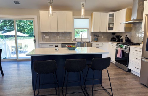 Mattituck House | Newly Renovated North Fork Gem: 3BR/2BA Walk to Beach, Near Love Lane & Wineries