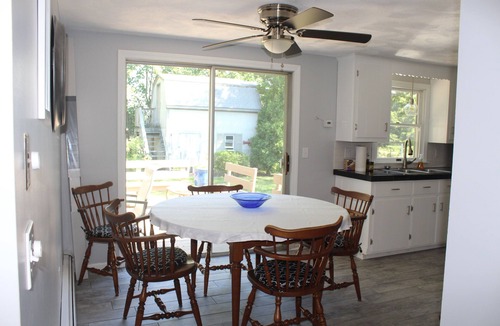 Bristol House | Newly renovated Spacious Ranch, large yard, quiet neighborhood
