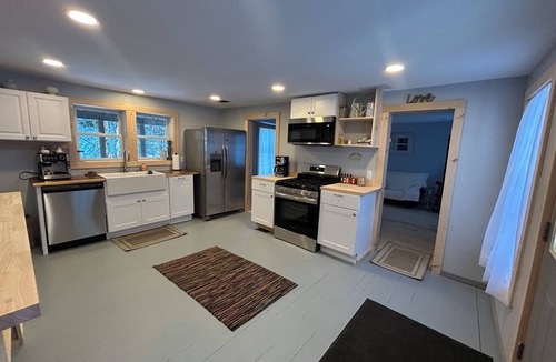 East Jamaica Other | Newly Renovated Sprawling 3 BR farmhouse in Jamaica on the river with 30 acres