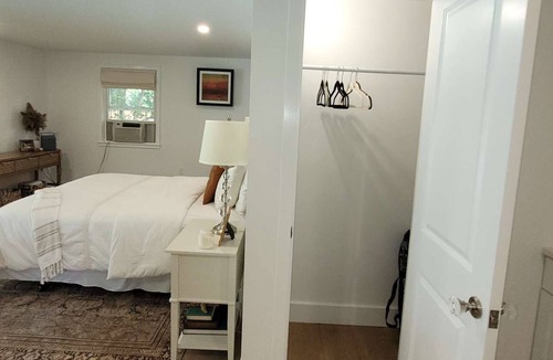 Fairfield Cottage | Newly renovated studio with private pool