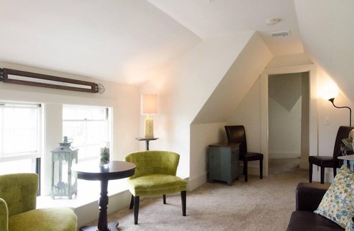Newport Apartment | Newport - Exclusive Renfrew Park Beach House Waterview Apartment, Central A/C