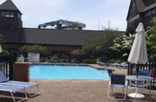 The Point Resort | Newport,RI Down Town 2 Br Wyndham Longwharf Rentals-For Summer/Holidays